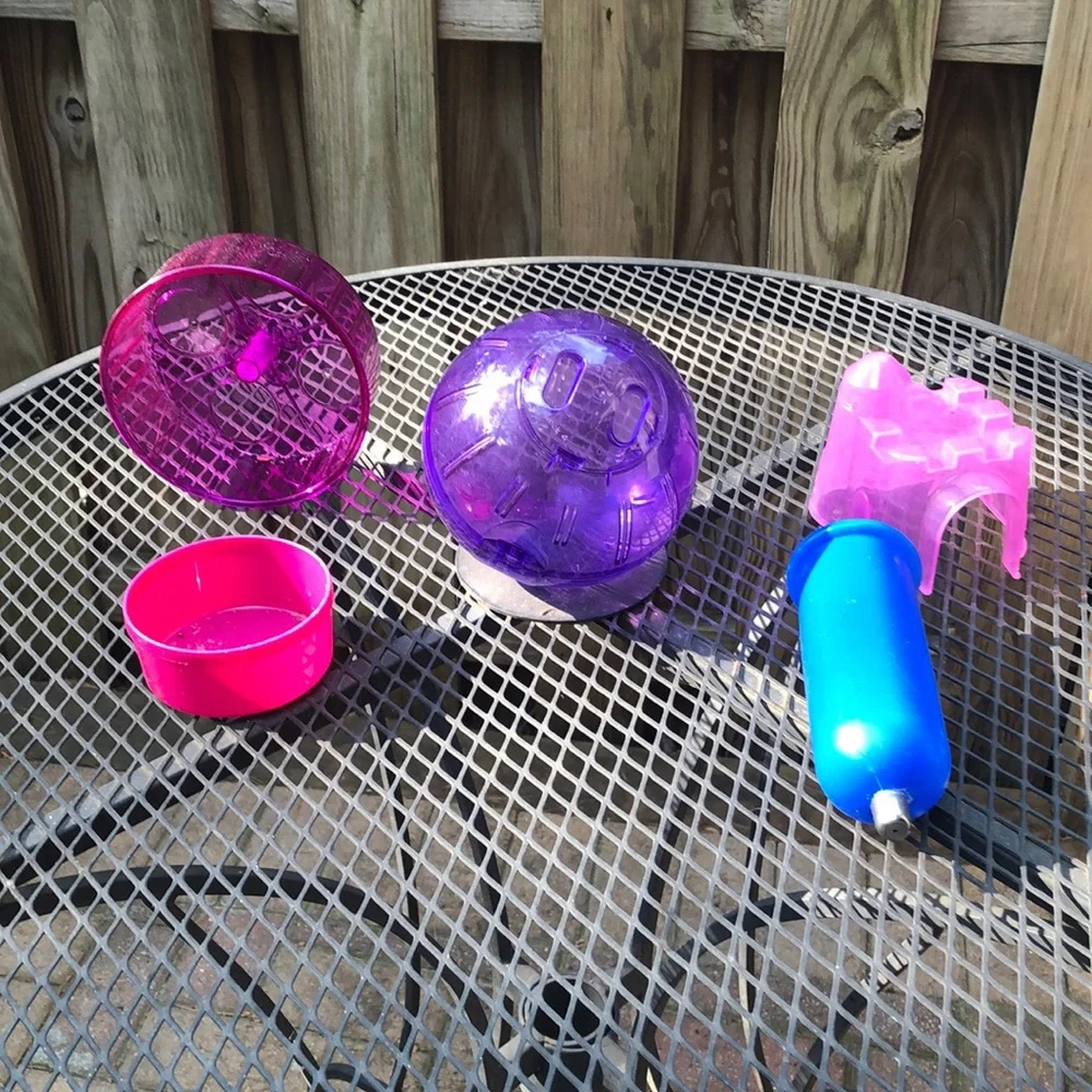 Small pet cage